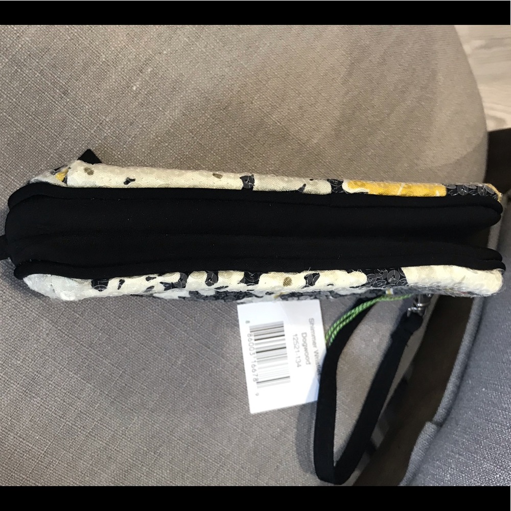 Vera Bradley Dogwood shimmer wristlet - Picture 7 of 16